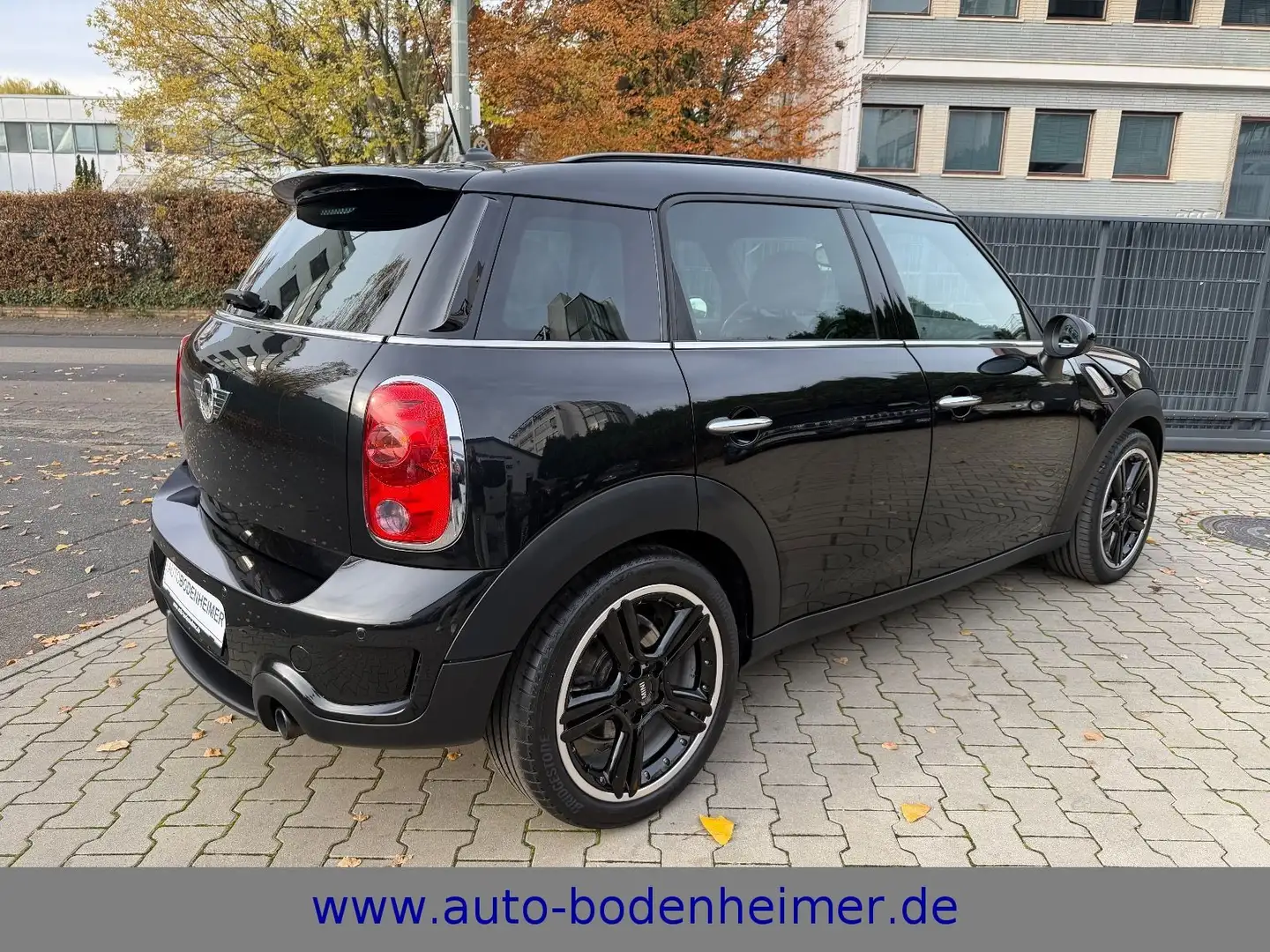 MINI Cooper S Countryman ALL4 Pano/Chili/Leder Noir - 2