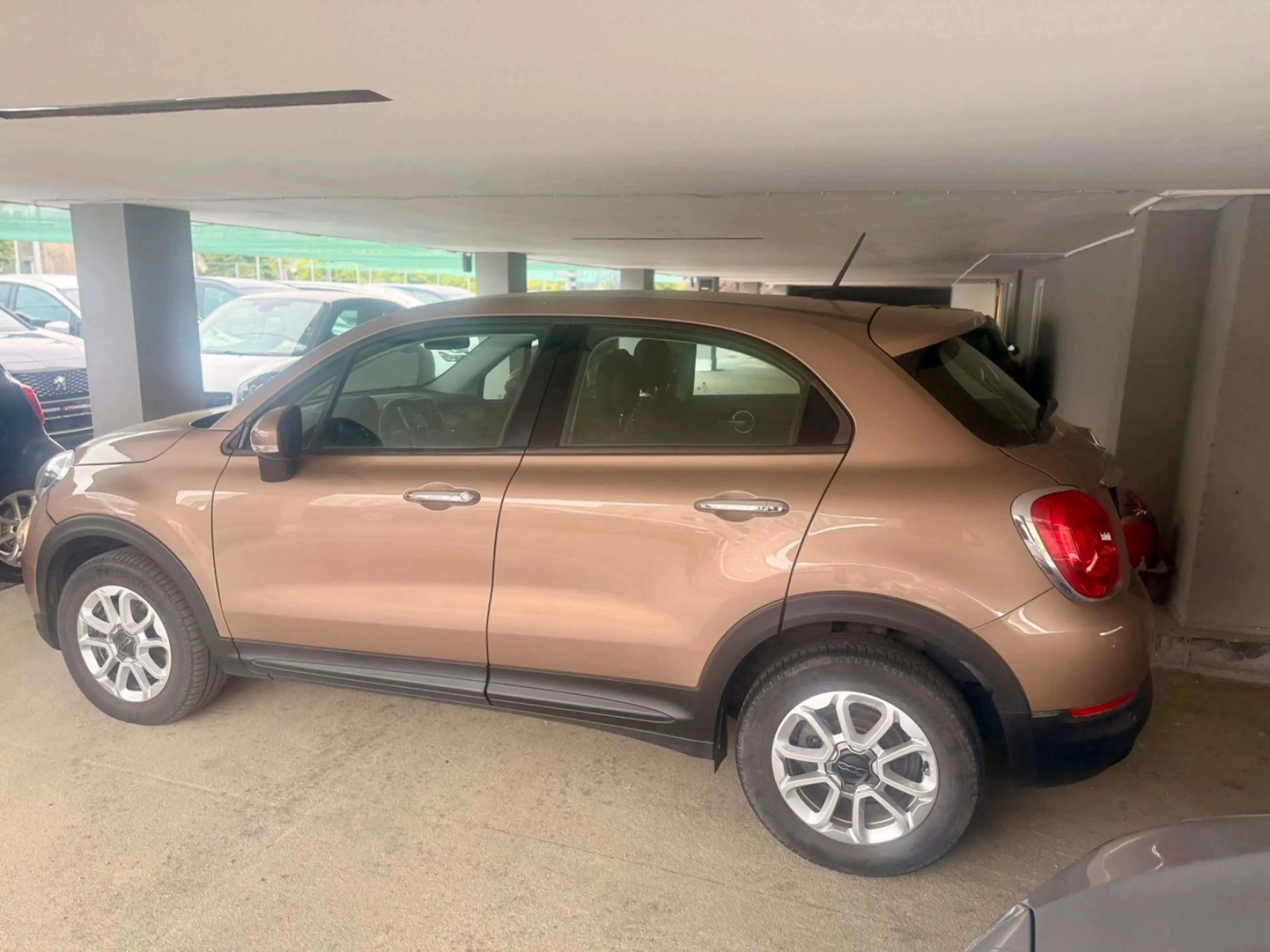 Fiat 500X 1,6 MJT Pop Star/Klimaaut/Pdc/Apple/Sitzhzg