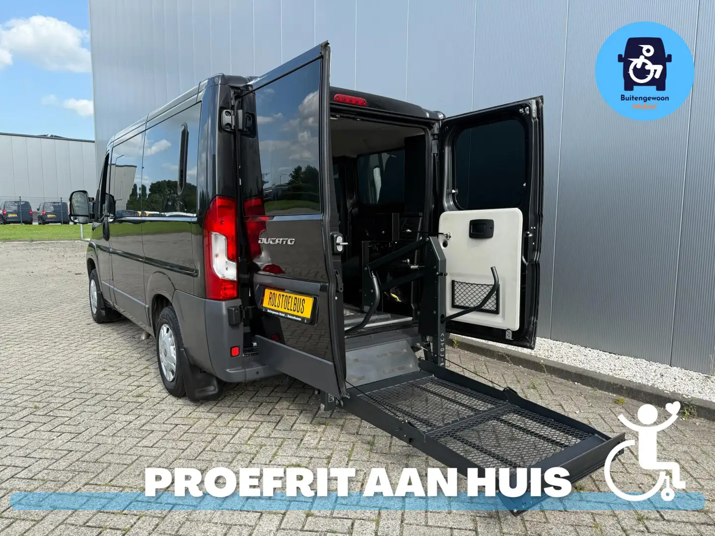 Fiat Ducato 2.3 Rolstoelbus Zelfrijder | Meerijder (Airco) Aut Zwart - 2