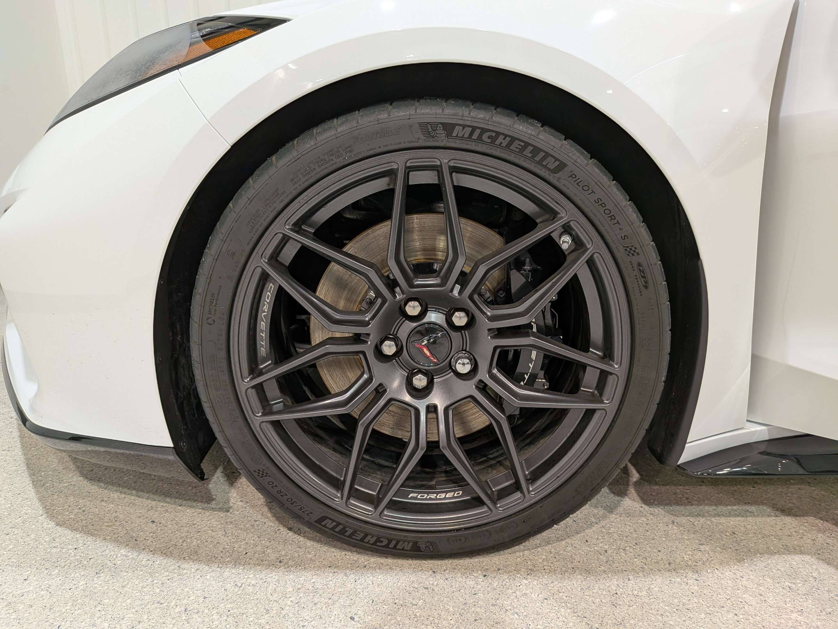 Chevrolet Corvette 2024