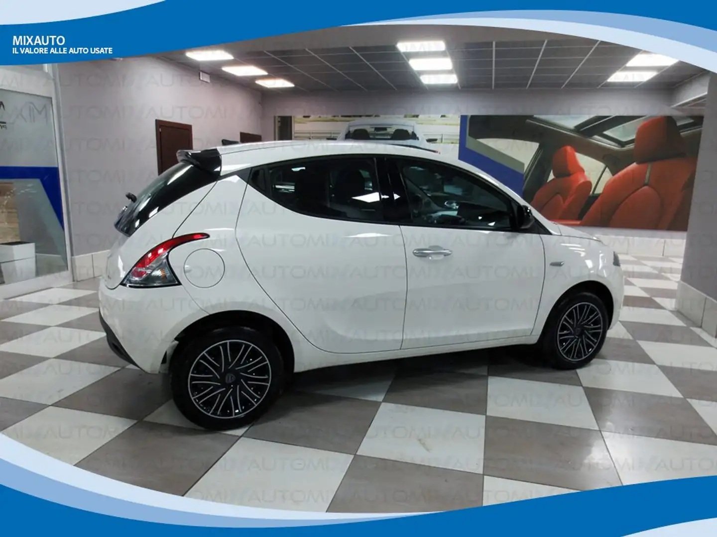 Lancia Ypsilon Hybrid 1.0 FireFly 70cv 5 Porte Gold EU6 KM Ø Bianco - 2