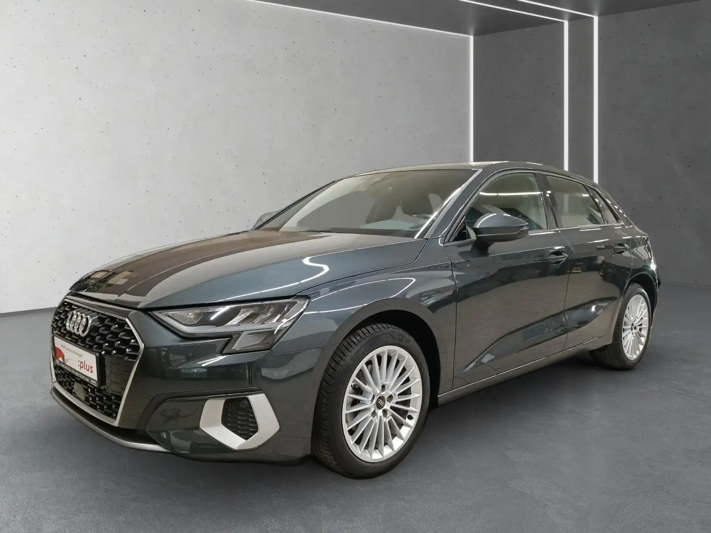 Audi A3 Sportback 35 TFSI Adva. Smart.Int*PDC*GRA*SHZ Grau - 2