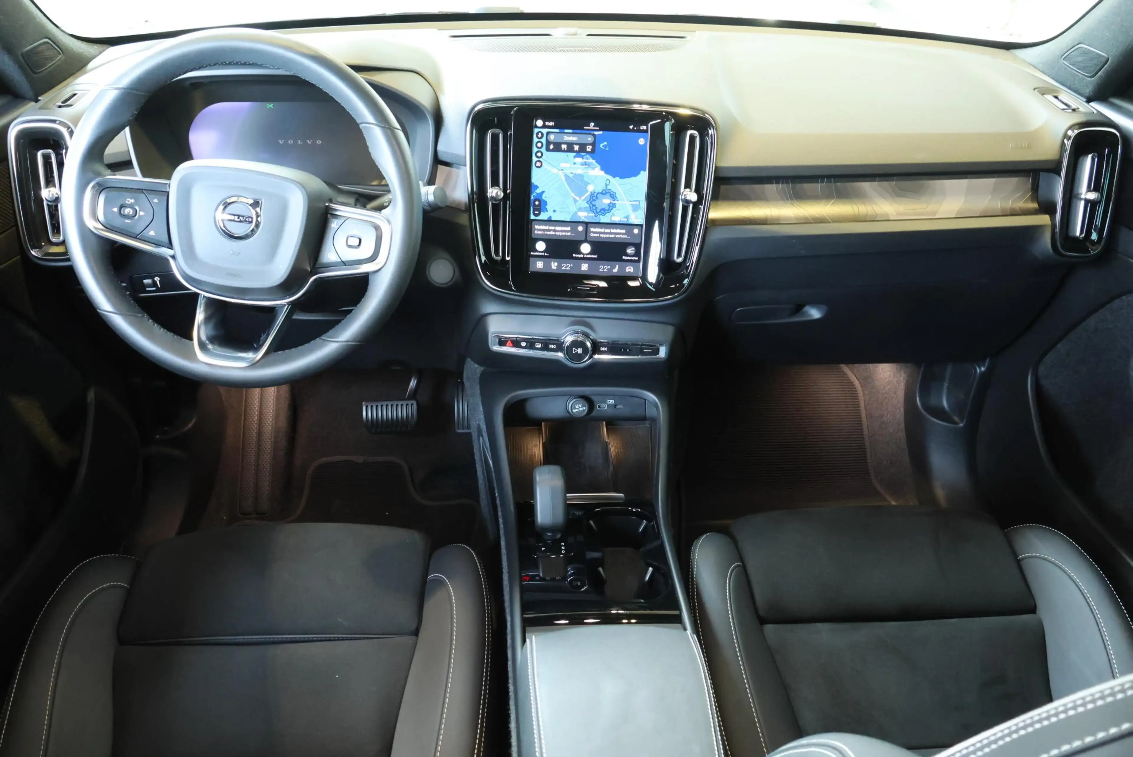 Volvo C40 Recharge Twin Intro Edition 78 kWh | 360° Parkeerc — photo 11