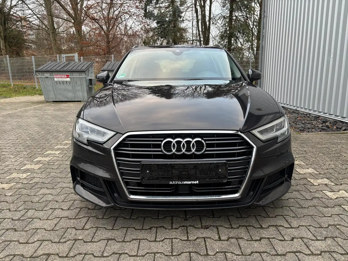 Audi A3 Sport Braun - 2