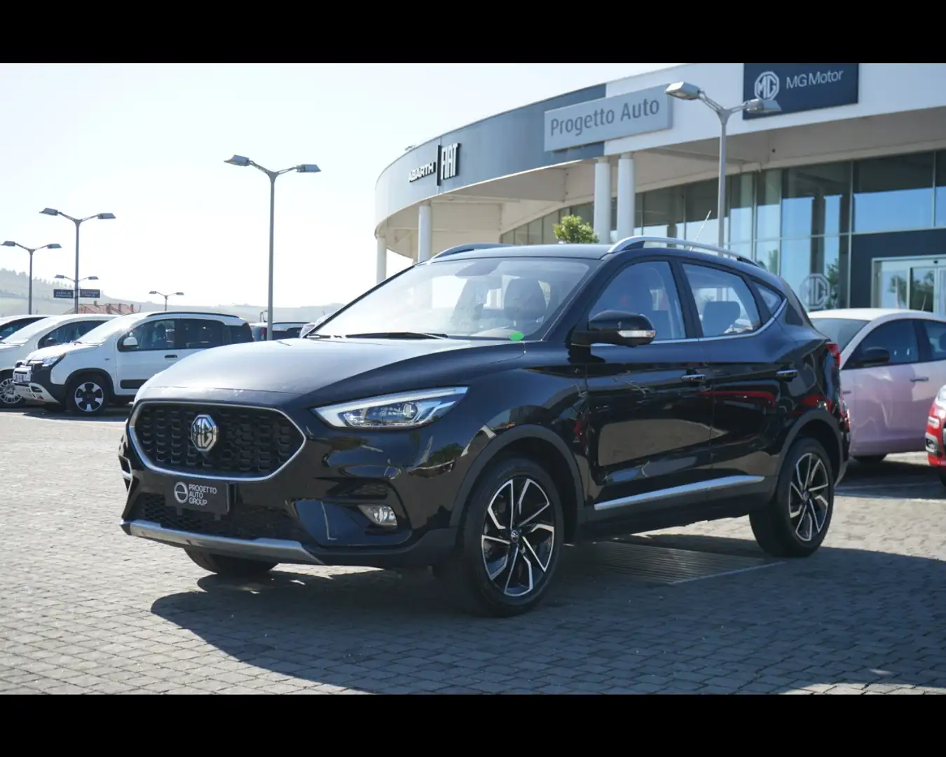 MG ZS 1.5 VTi-tech Luxury Zwart - 1