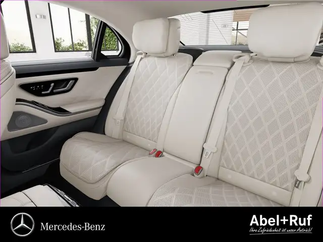 Mercedes-Benz S-Class view 9