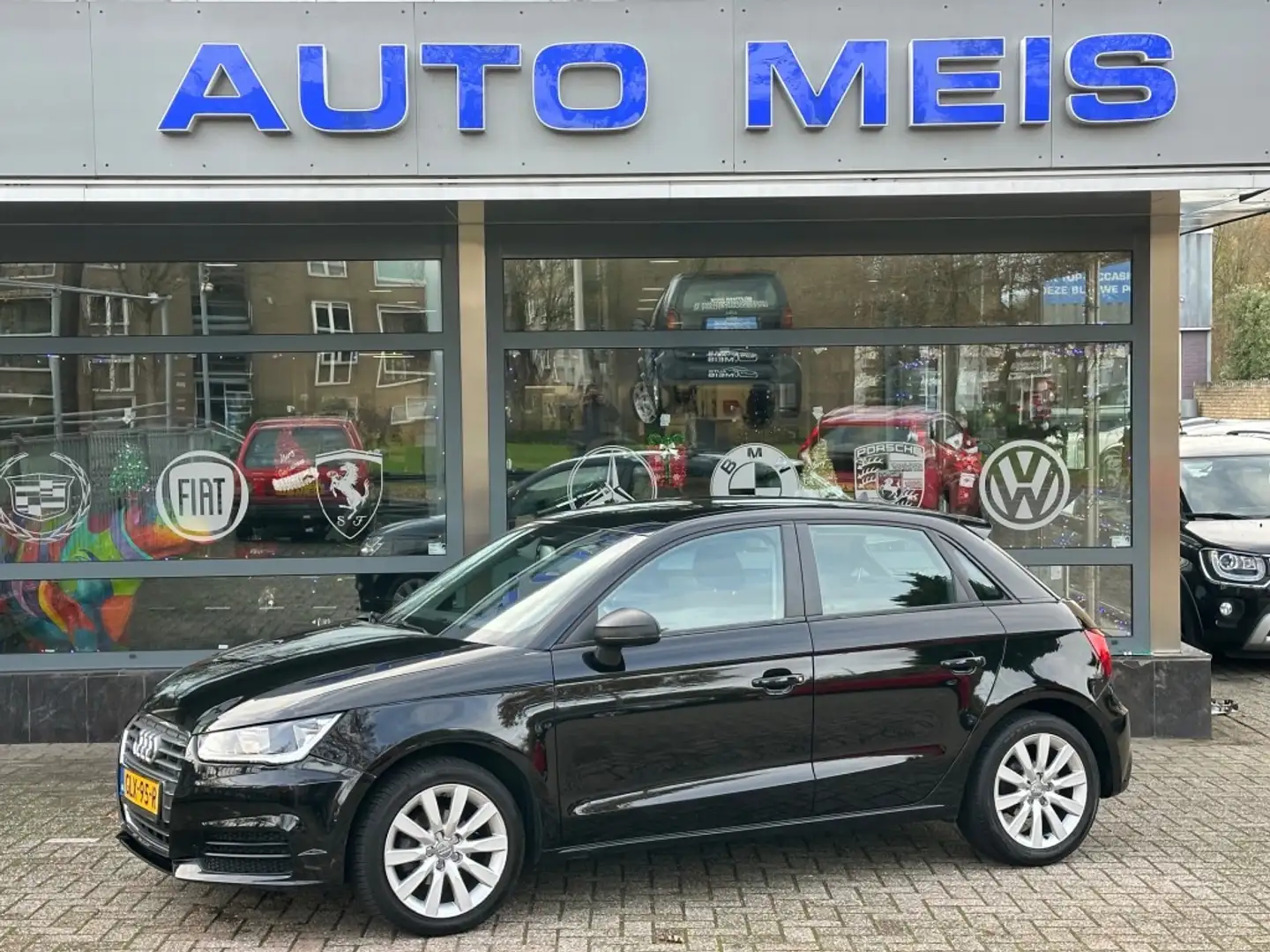Audi A1 1.0 TFSI Airco Panoramadak Stoelverw. Schwarz - 1
