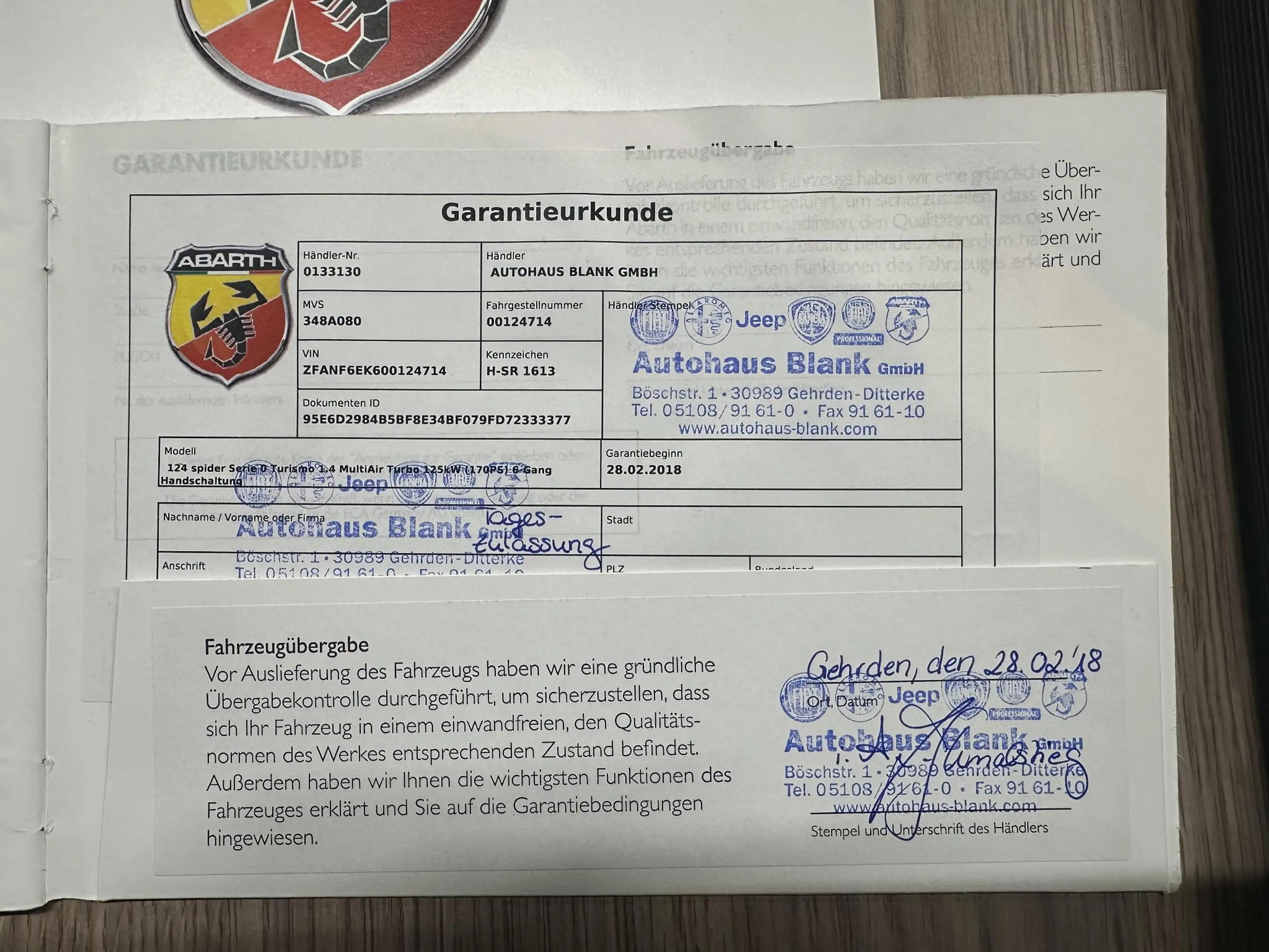 Fiat 124 Spider Abarth 1.4 MultiAir Turbo 170PK Turismo — photo 30