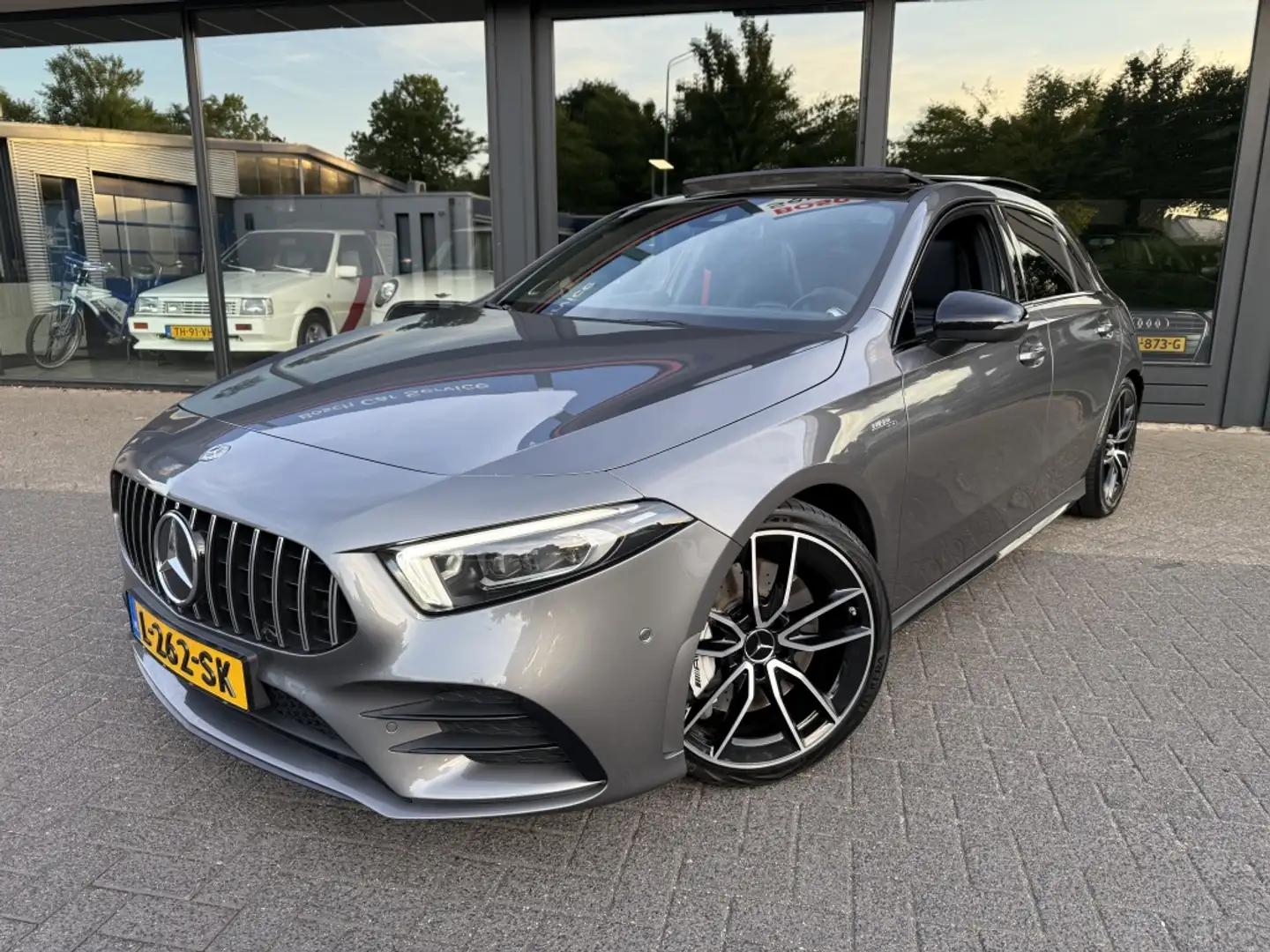 Mercedes-Benz A 35 AMG 4M Ed. 1 miltek Gris - 1