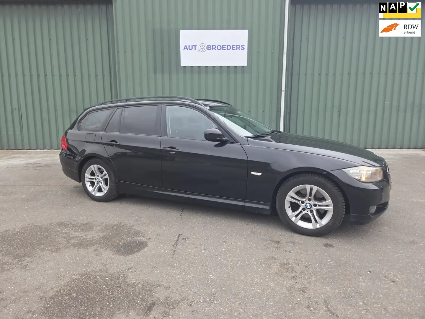BMW 320 3-serie Touring 320i Business Line - AUTOMAAT - GO Schwarz - 1