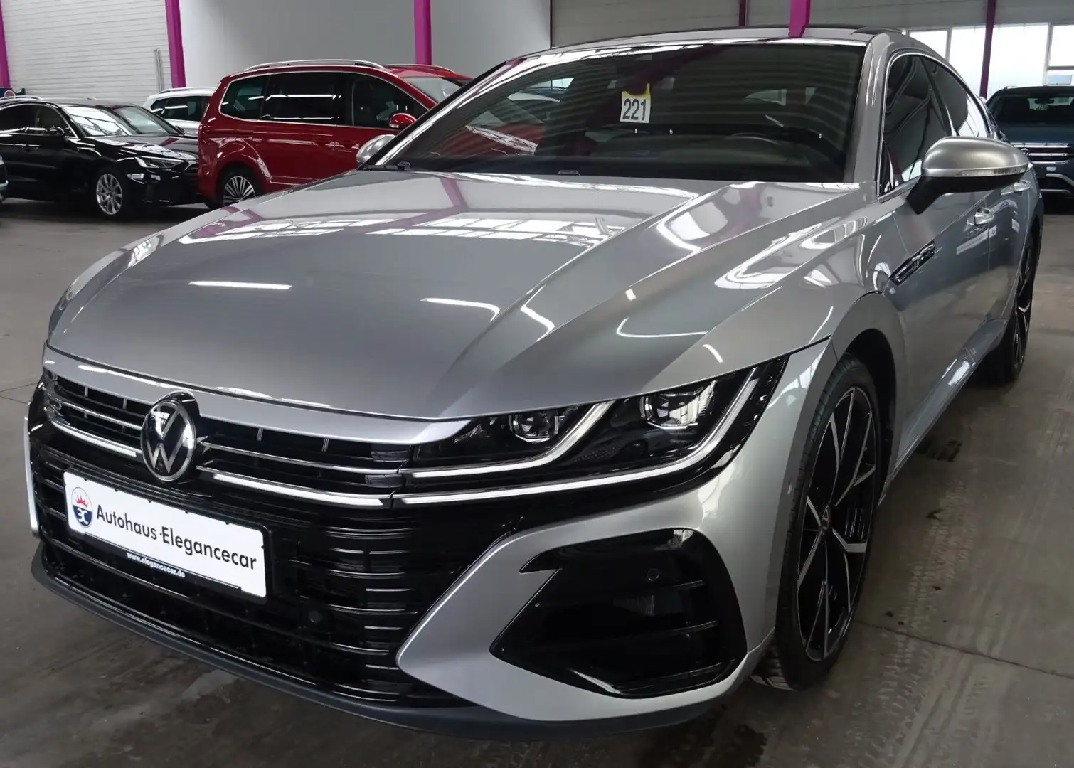Volkswagen Arteon ARTEON R 4MOTION**VOLLAUSSTATTUNG** Silber - 1