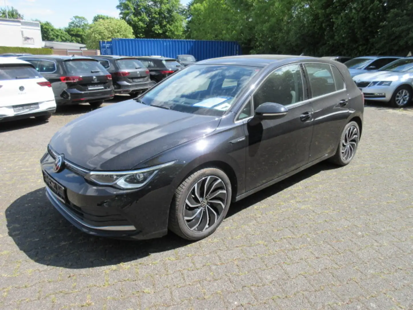 Volkswagen Golf Style 1.5 TSI NAVI PANO IQ LIGHT ACC eSITZ ALU APS SITZH Schwarz - 1