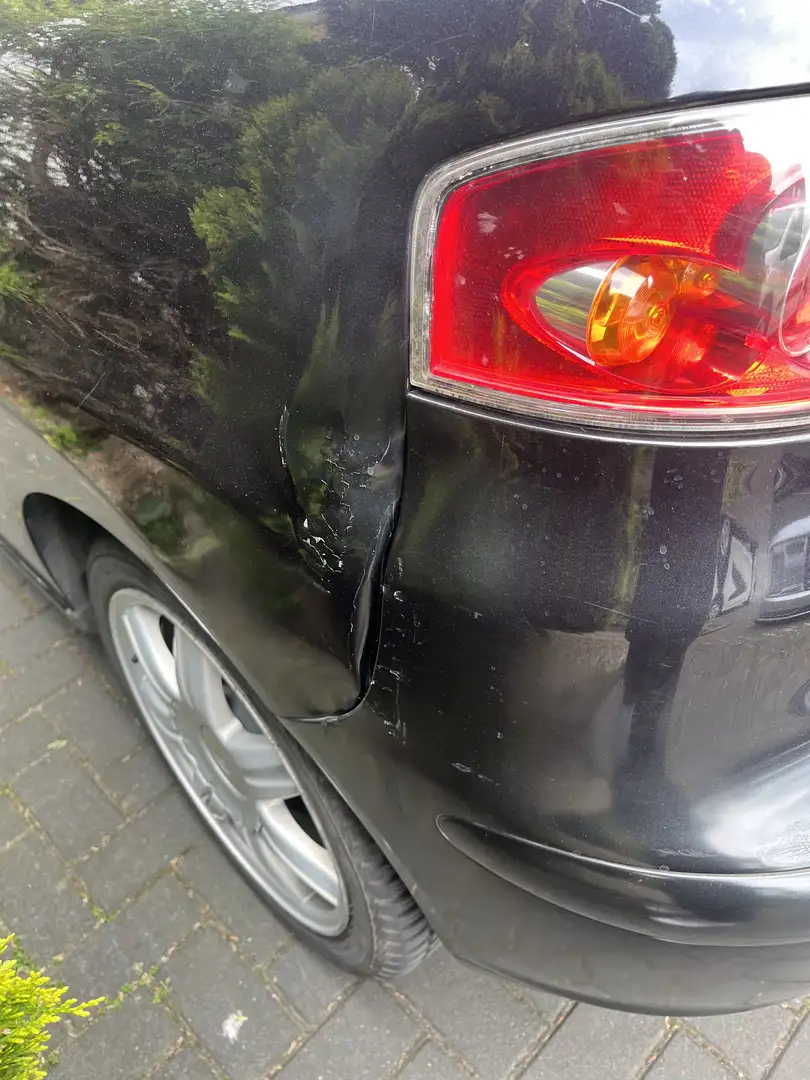 SEAT Ibiza Schwarz - 1