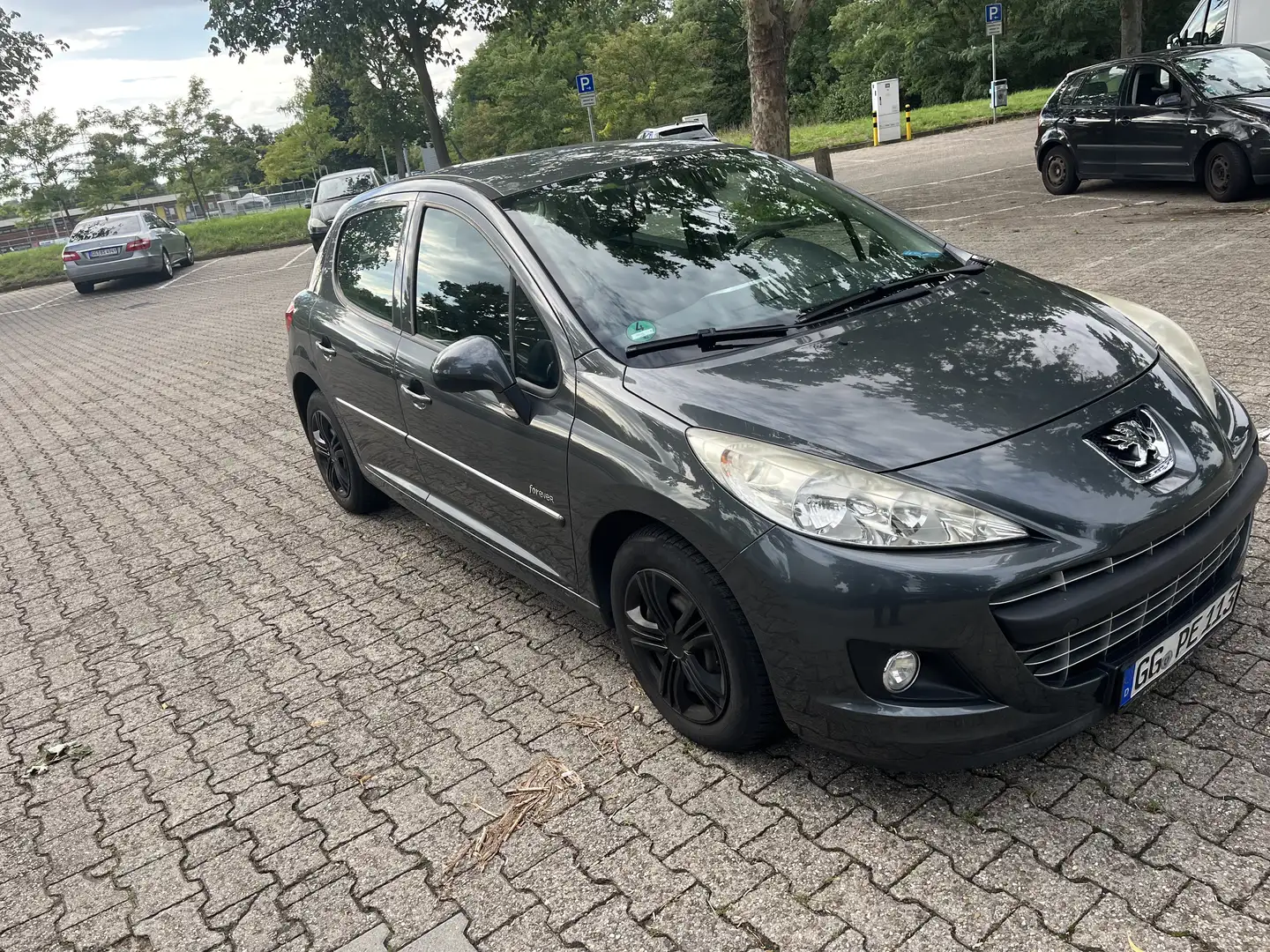 Peugeot 207 Allure 1,6 HDi 95 FAP - 1