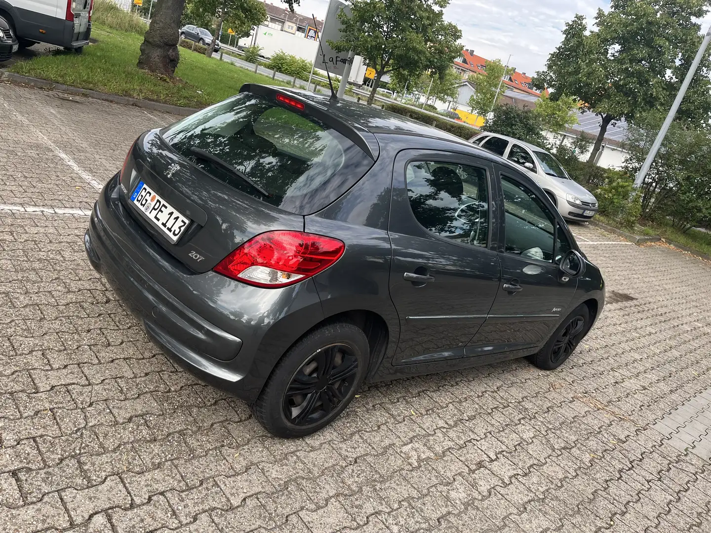 Peugeot 207 Allure 1,6 HDi 95 FAP - 2