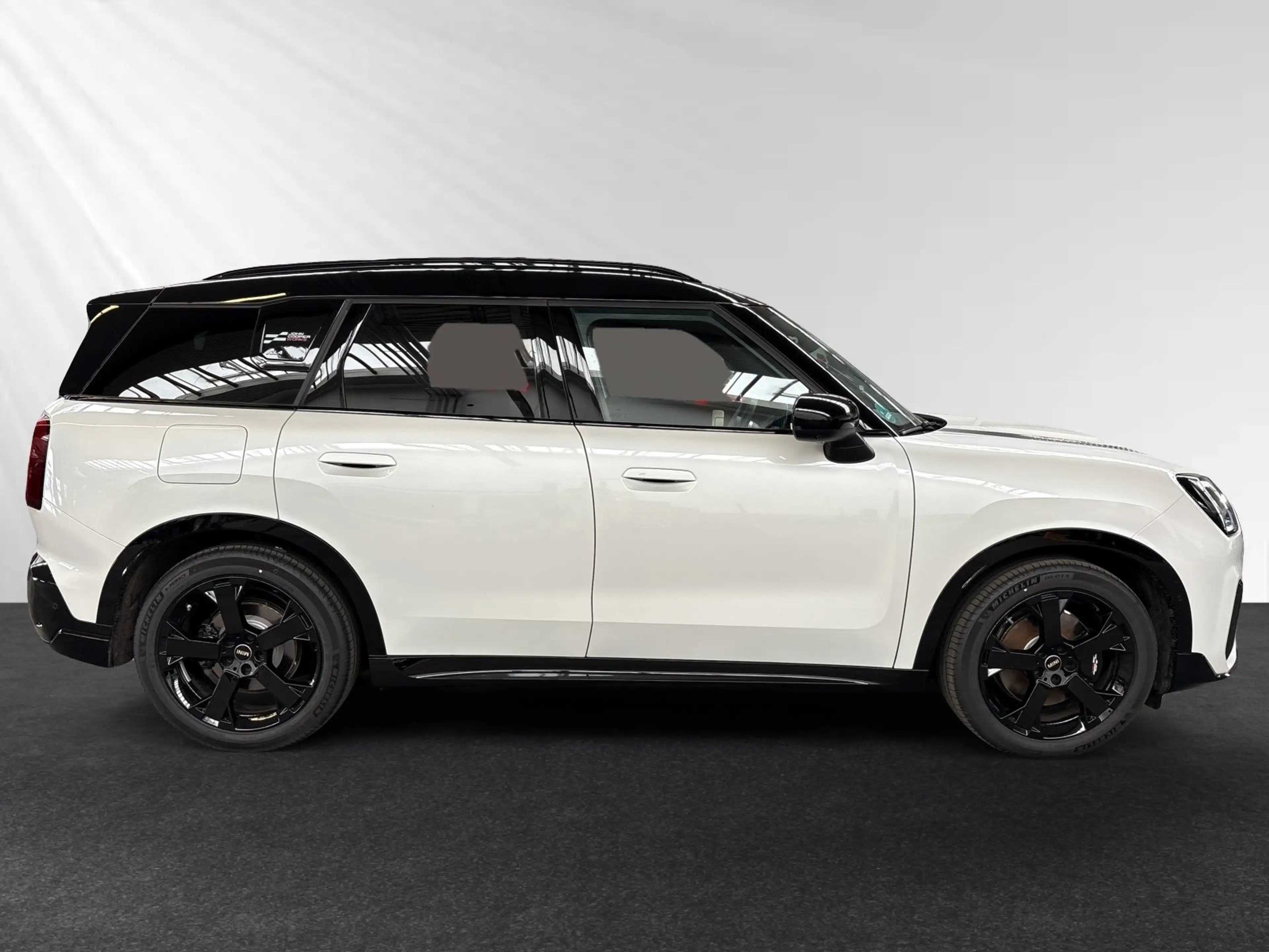 MINI Cooper SE Countryman Countryman SE ALL4 JCW Trim|Paket L|Pano|Head-Up — photo 2
