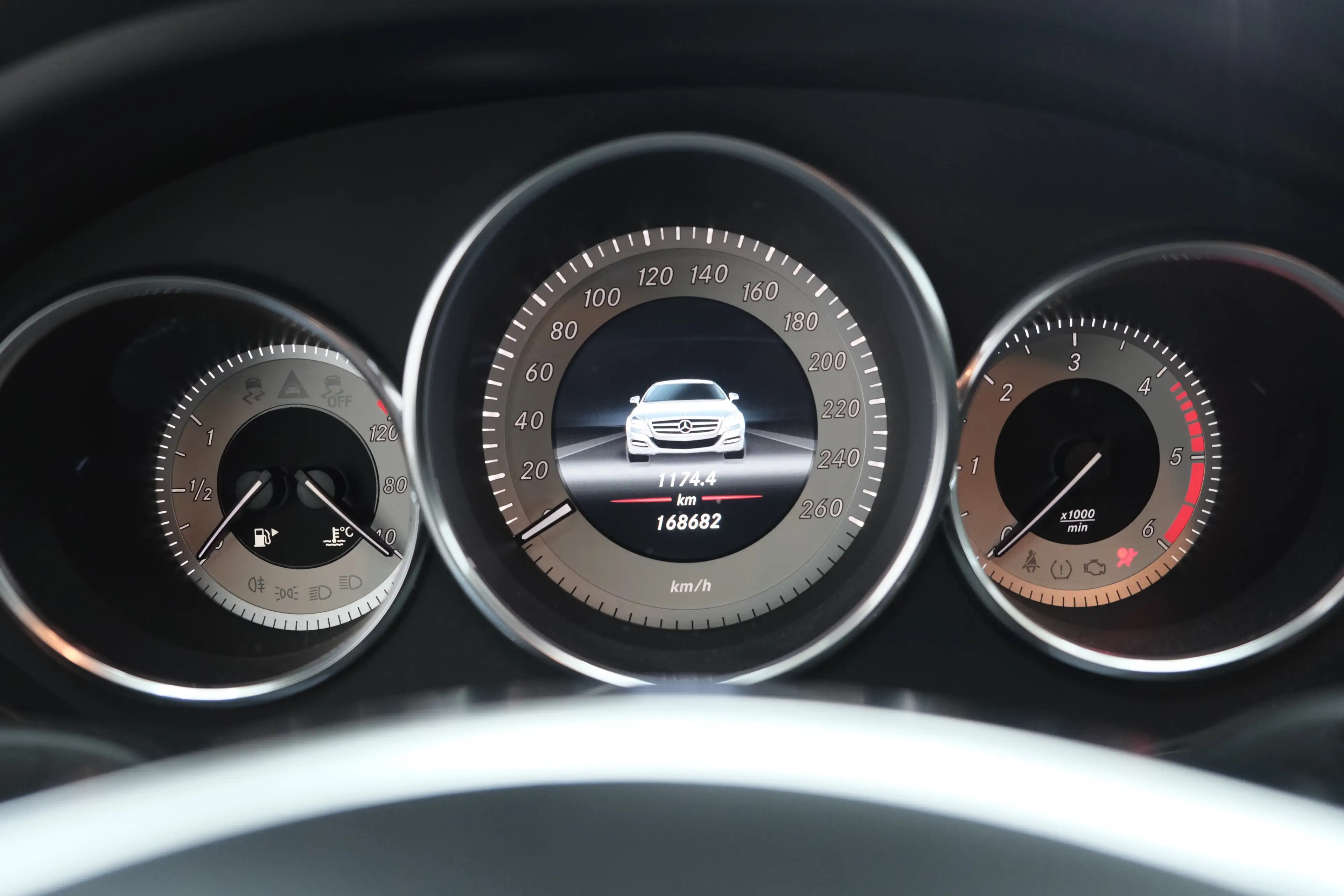 Mercedes-Benz CLS 350 CLS 350 CDI Shooting Brake 4M | AMG Line | TV — photo 15