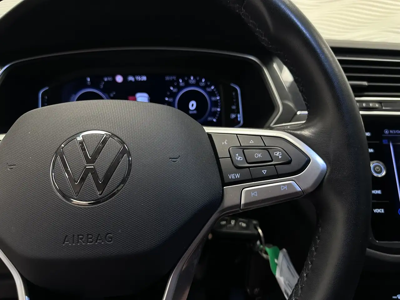 Volkswagen Tiguan eHybrid*PHEV*CARPLAY*CAMERA*LAGE BIV!*, миниатюра 23