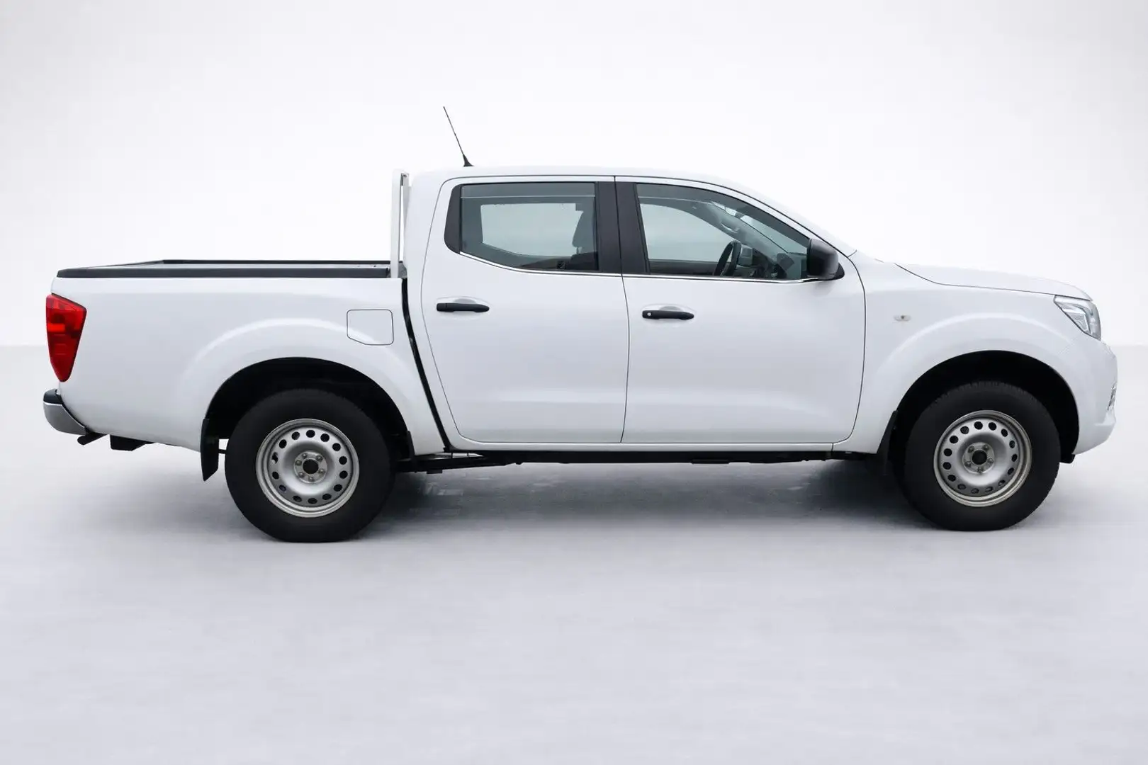 Nissan Navara NP300 Acenta Double Cab 4x4 Blanc - 2