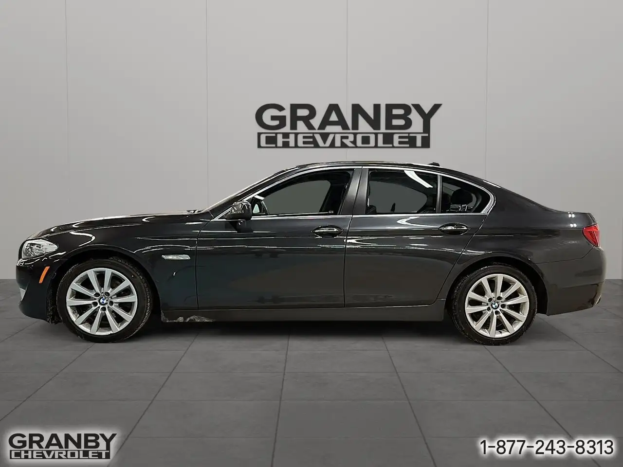 BMW 5 Series снимка BMW 5 Series