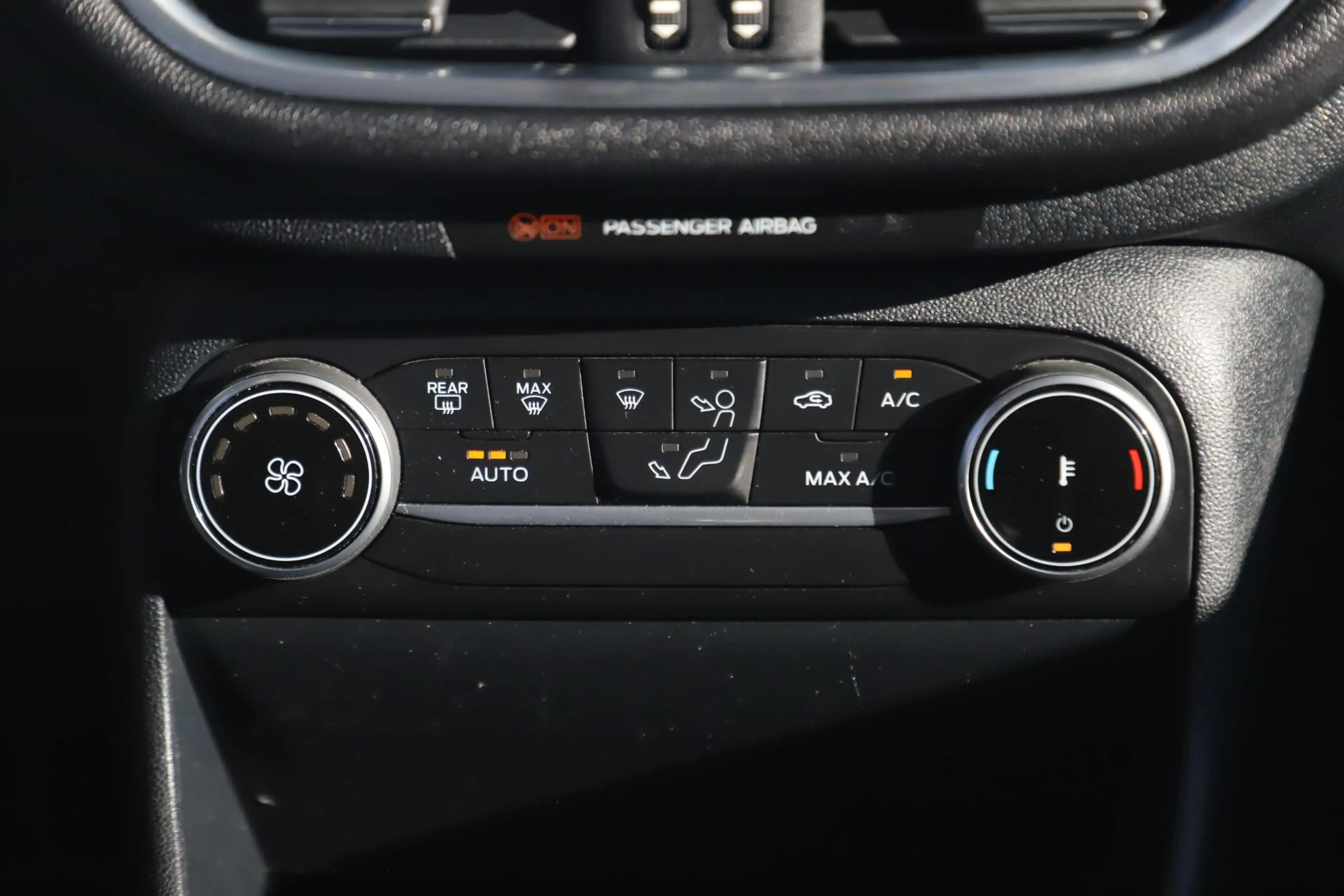 Ford Fiesta 1.0 EcoBoost Titanium 95PK Navigatie LMV Carplay A — photo 11