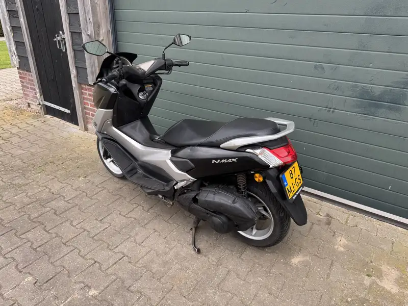 Yamaha NMAX 125 - foto 3