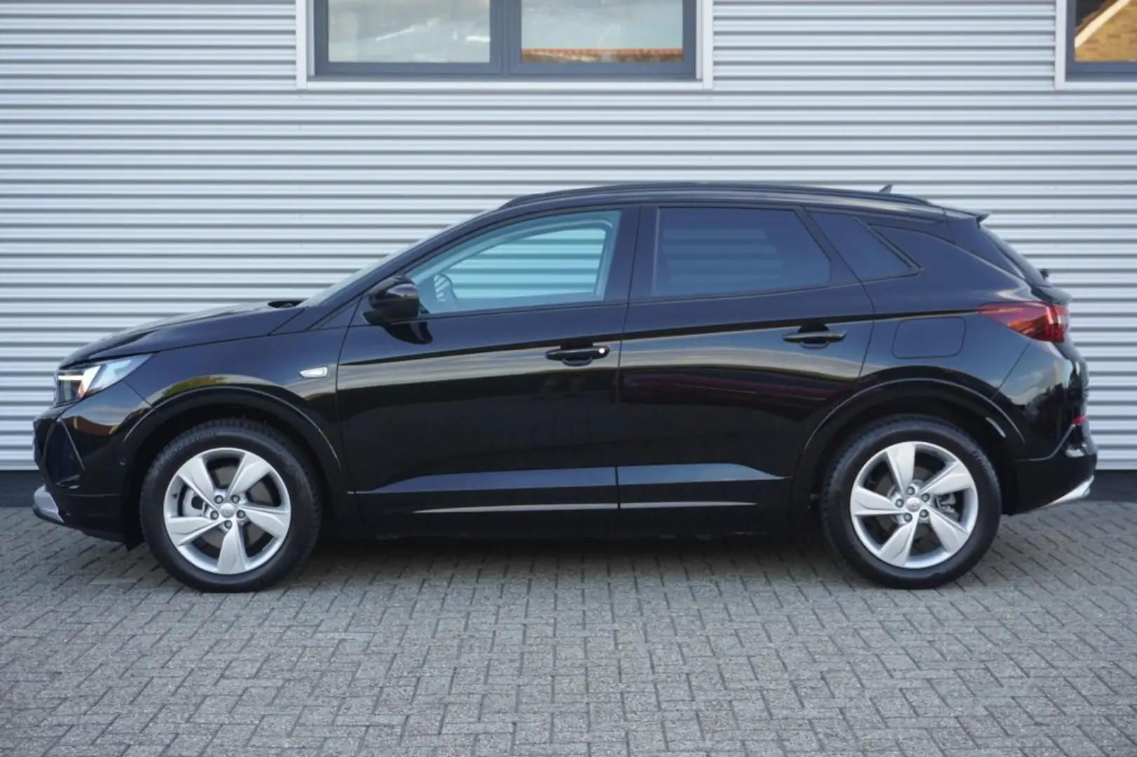Opel Grandland 1.6 Turbo Hybrid / Trekhaak / Camera / Stoel- en s Noir - 2