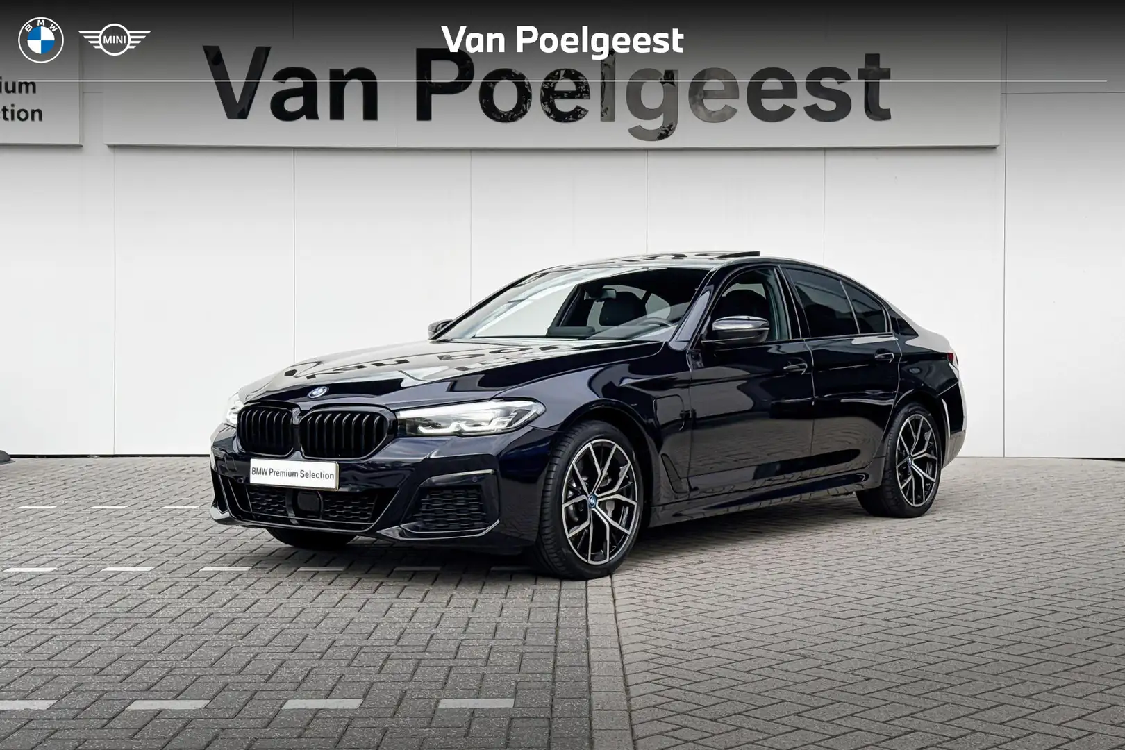 BMW 530 5 Serie Sedan 530e High Executive | M Sport | Pano Noir - 1