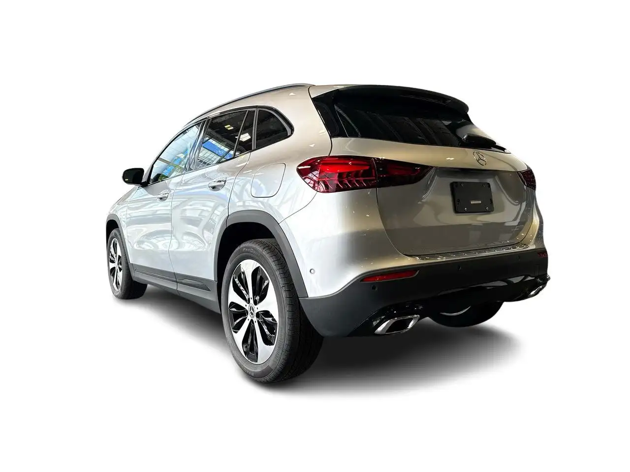 Mercedes-Benz GLA снимка Mercedes-Benz GLA