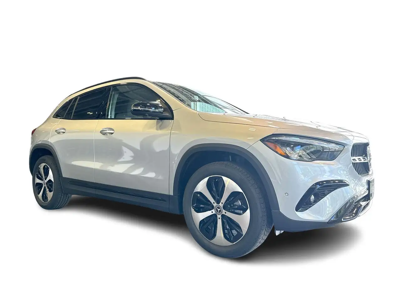 Mercedes-Benz GLA снимка Mercedes-Benz GLA