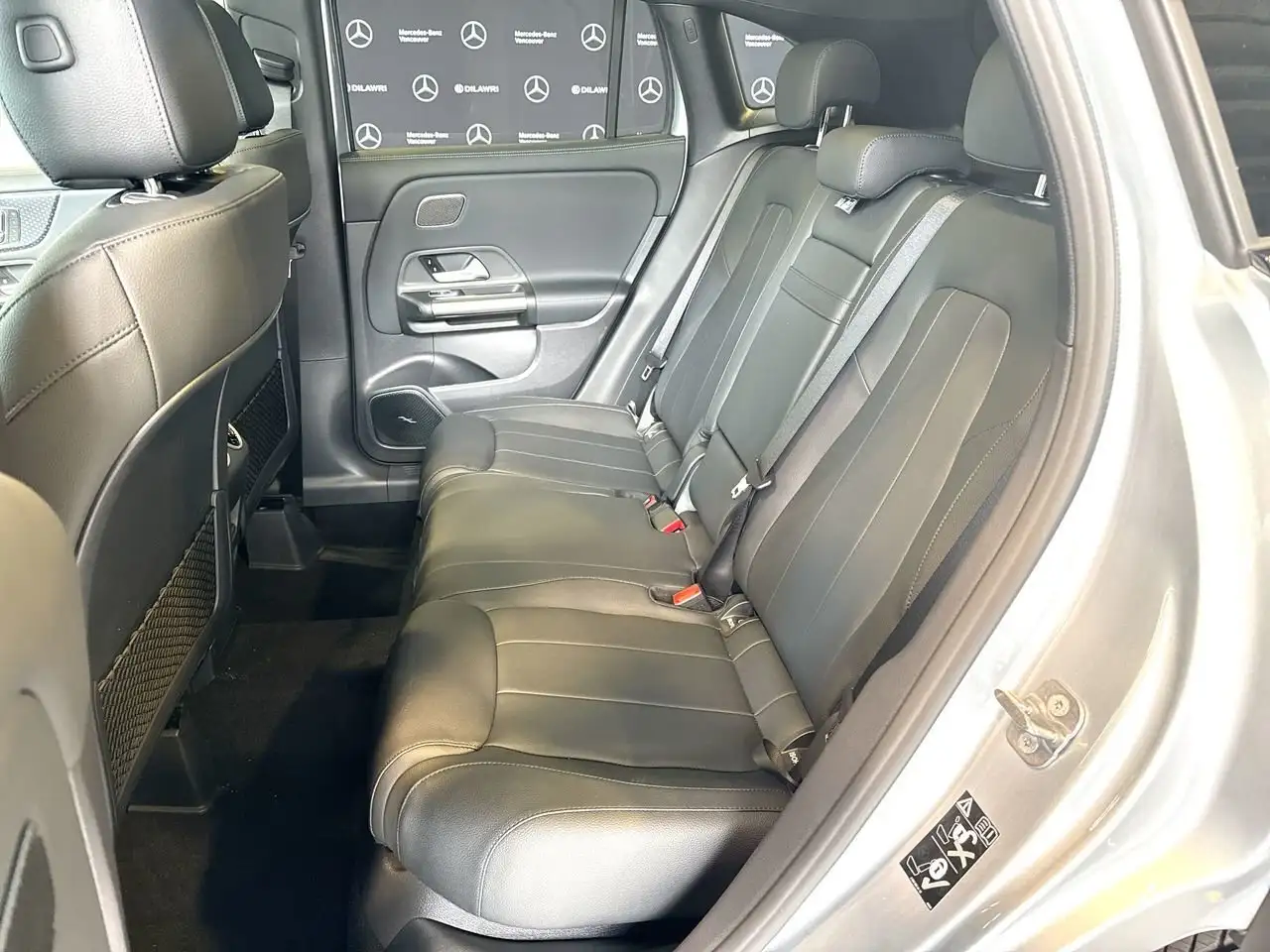 Mercedes-Benz GLA снимка Mercedes-Benz GLA