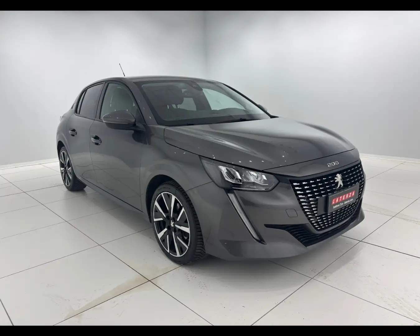 Peugeot 208 5 Porte 1.2 PureTech Allure Gris - 1