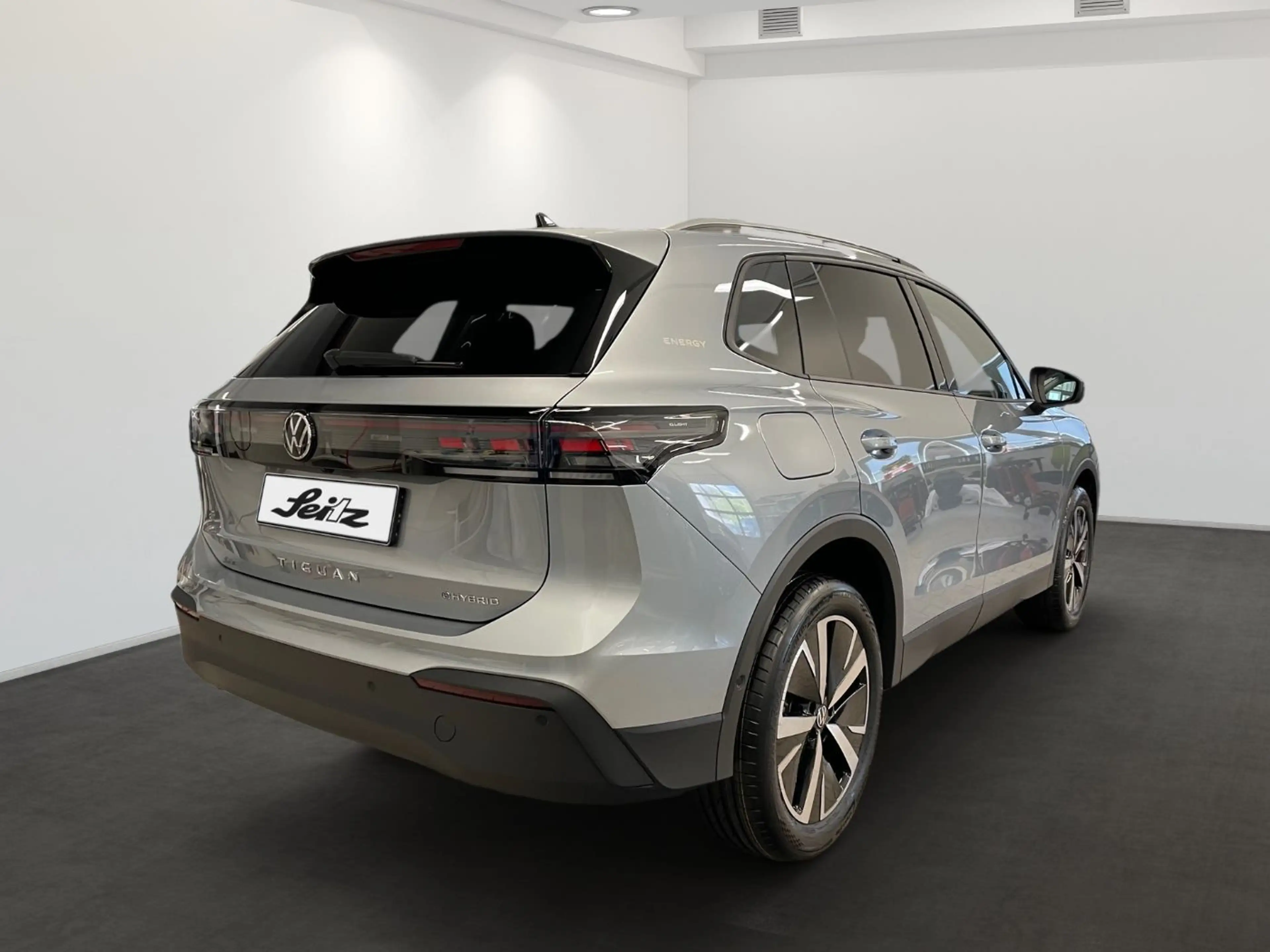 Volkswagen Tiguan 1.5 TSI eHybrid Energy *AHK*NAVI*KAMERA* — photo 6