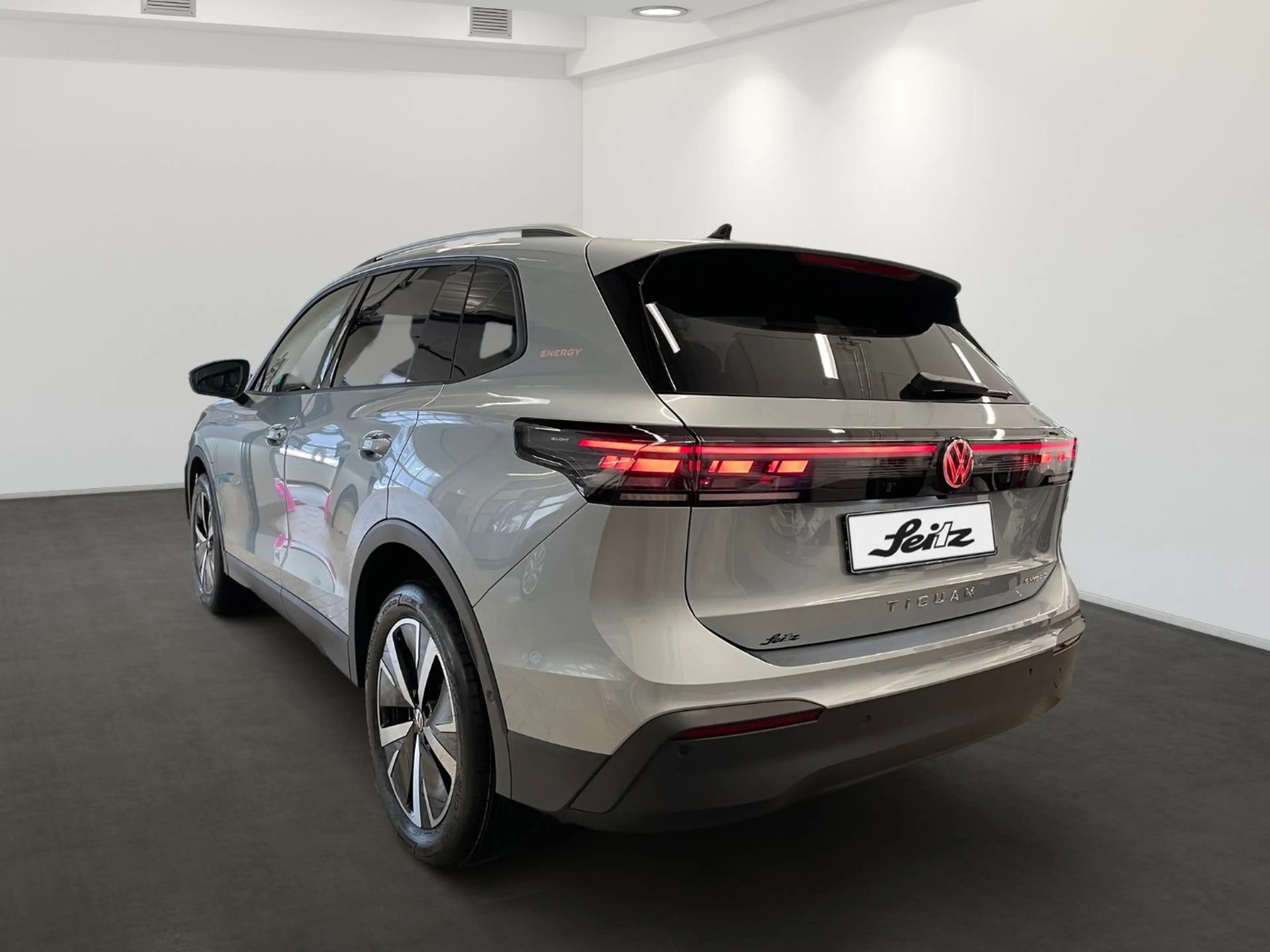 Volkswagen Tiguan 1.5 TSI eHybrid Energy *AHK*NAVI*KAMERA* — photo 5