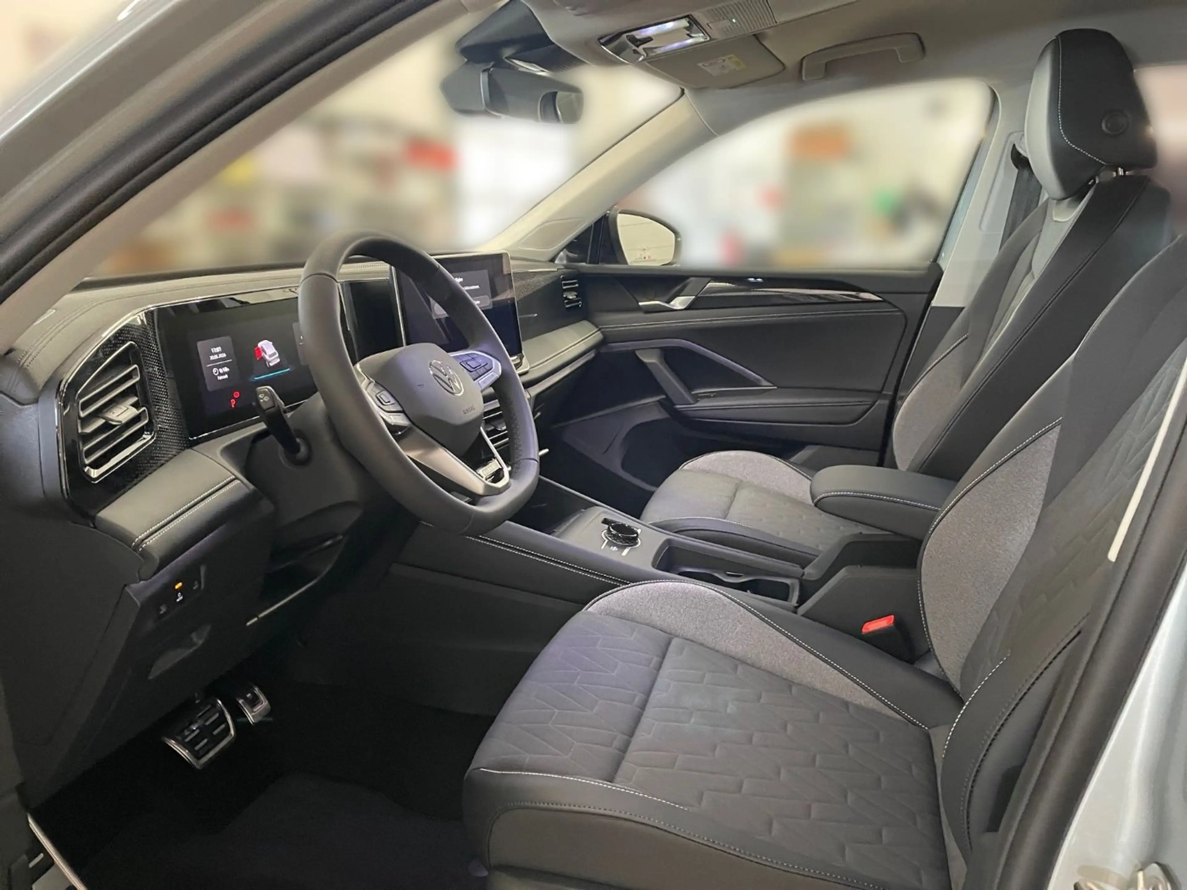 Volkswagen Tiguan 1.5 TSI eHybrid Energy *AHK*NAVI*KAMERA* — photo 11