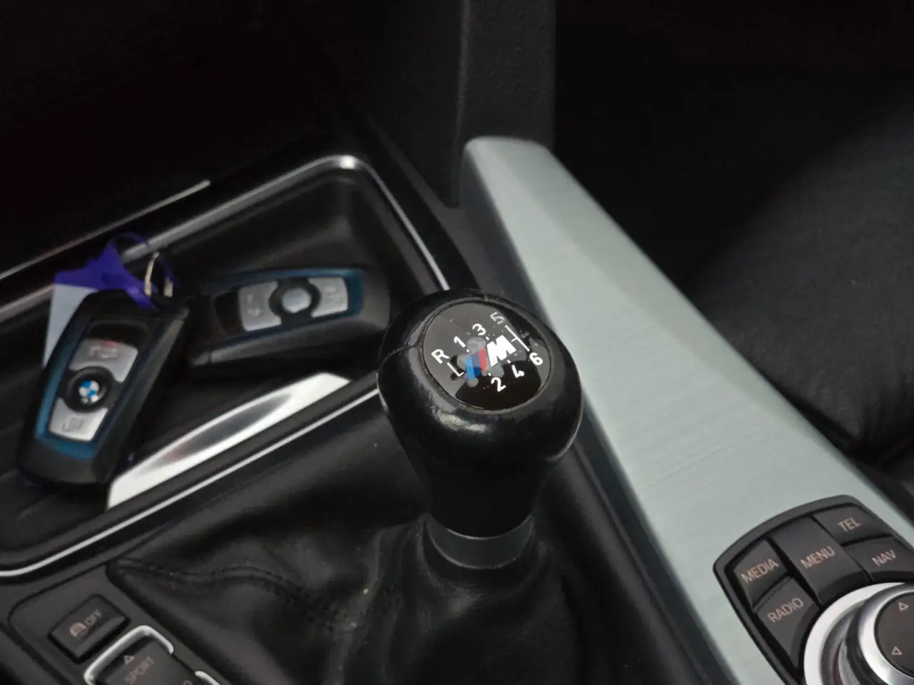 BMW 328I GRAN TURISMO M SPORT 245ch - CUIR DAKOTA - GPS - SIÈGES CHAUFFANTS - PDC AVANT/ARRIÈRE - SUSPENSION SPORT