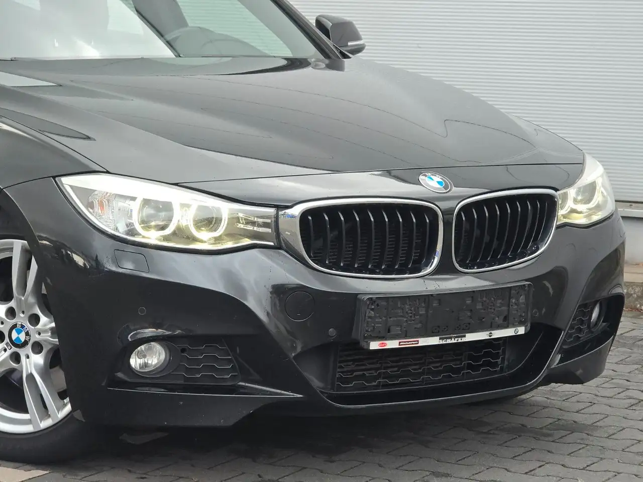 BMW 328I GRAN TURISMO M SPORT 245ch - CUIR DAKOTA - GPS - SIÈGES CHAUFFANTS - PDC AVANT/ARRIÈRE - SUSPENSION SPORT