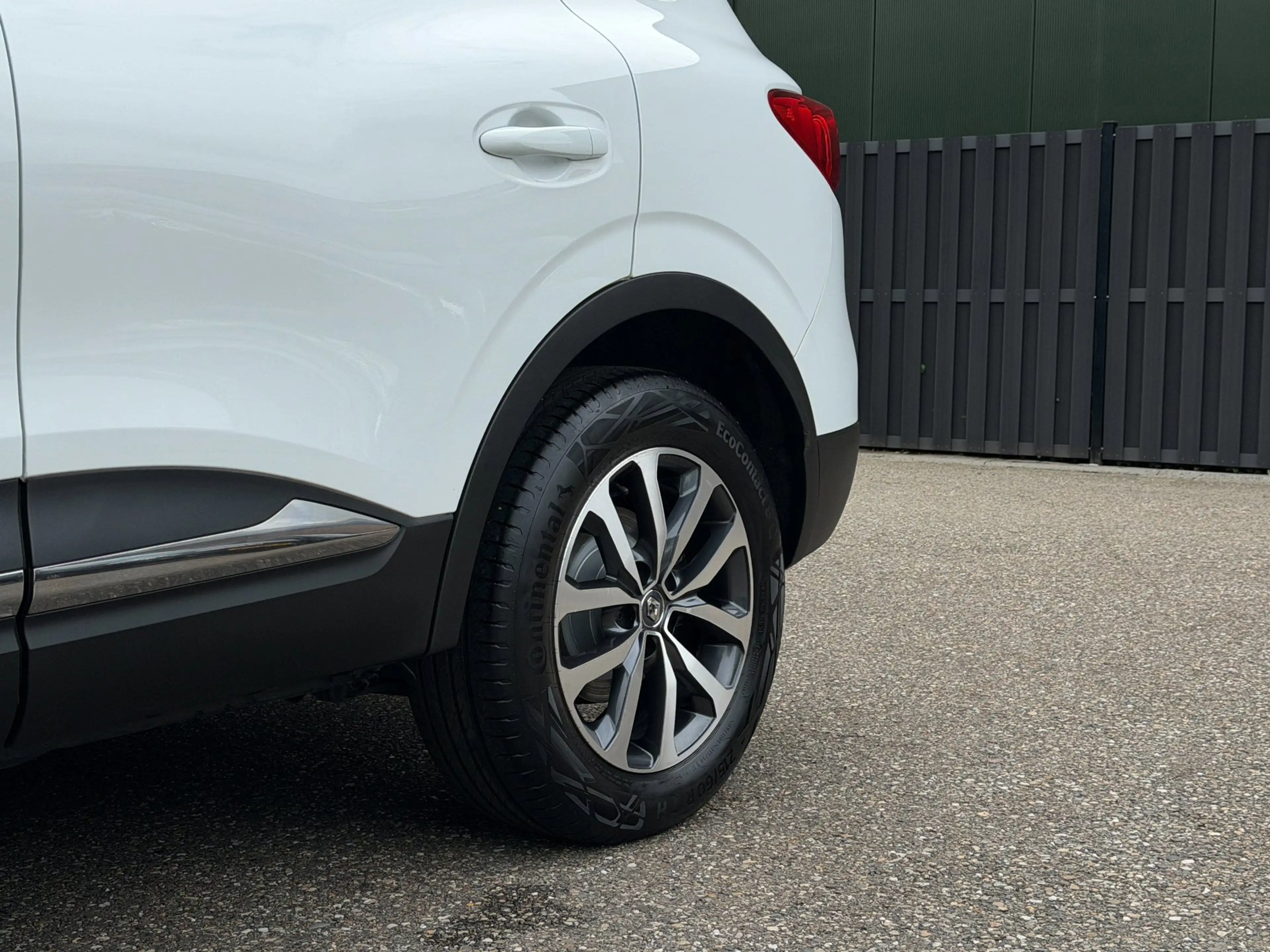 Renault Kadjar 1.3 TCe Techno LED Navi Camera Trekh. — photo 12