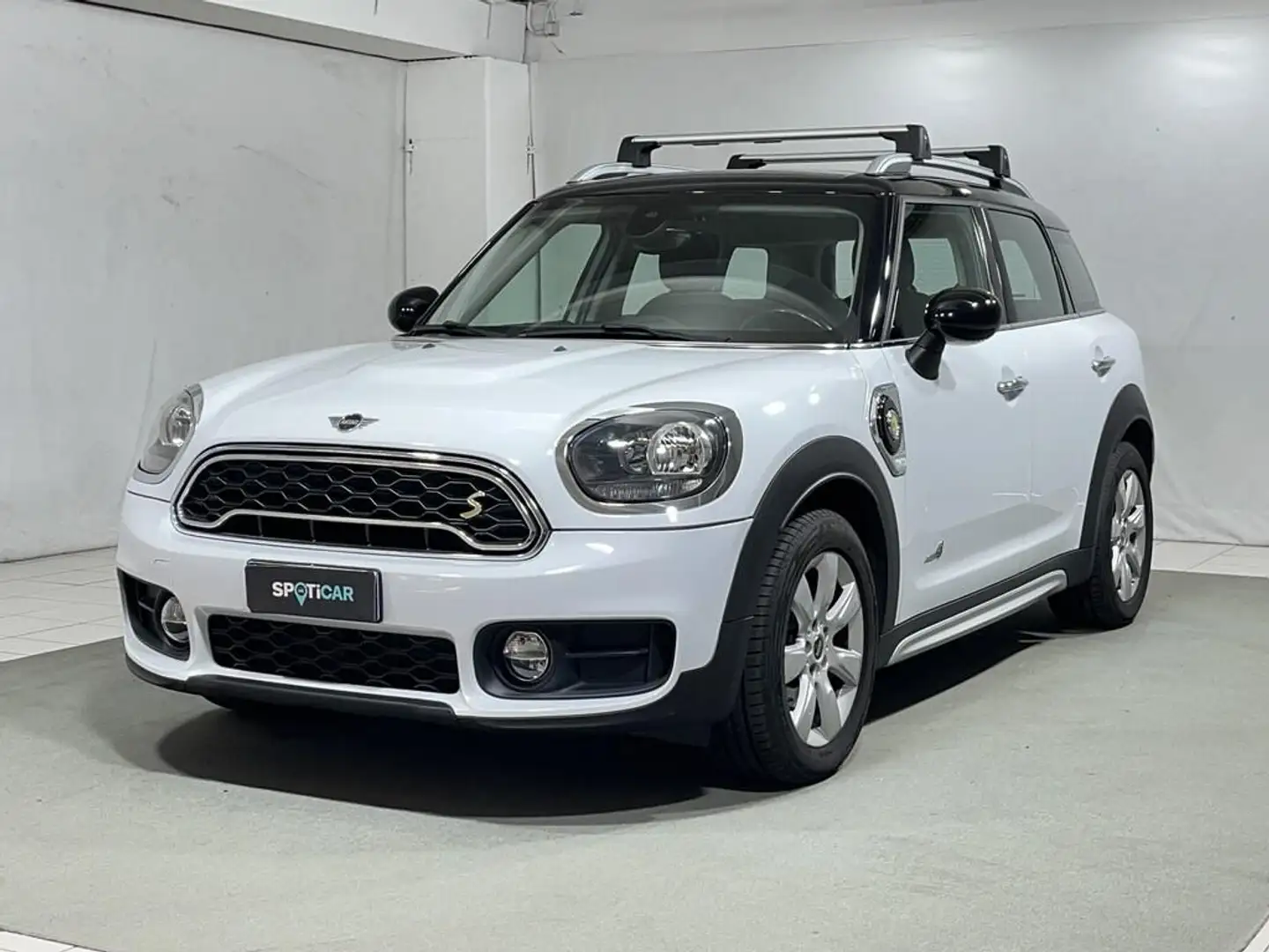 MINI Cooper SE Countryman 1.5 all4 auto Mini conuntryman plug in ibirda Bílá - 1