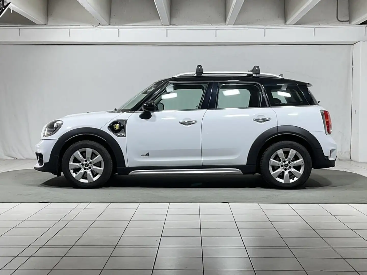 MINI Cooper SE Countryman 1.5 all4 auto Mini conuntryman plug in ibirda Bílá - 2
