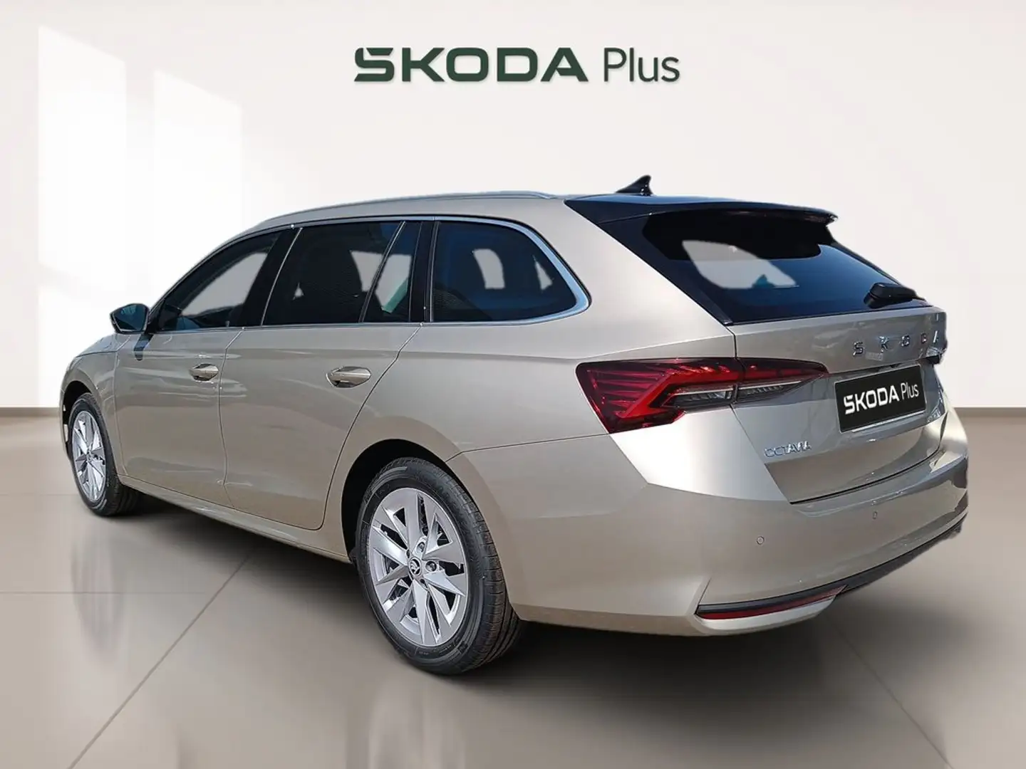 Skoda Octavia Combi 1.5 TSI MHEV Selection DSG7 110kW Beige - 2