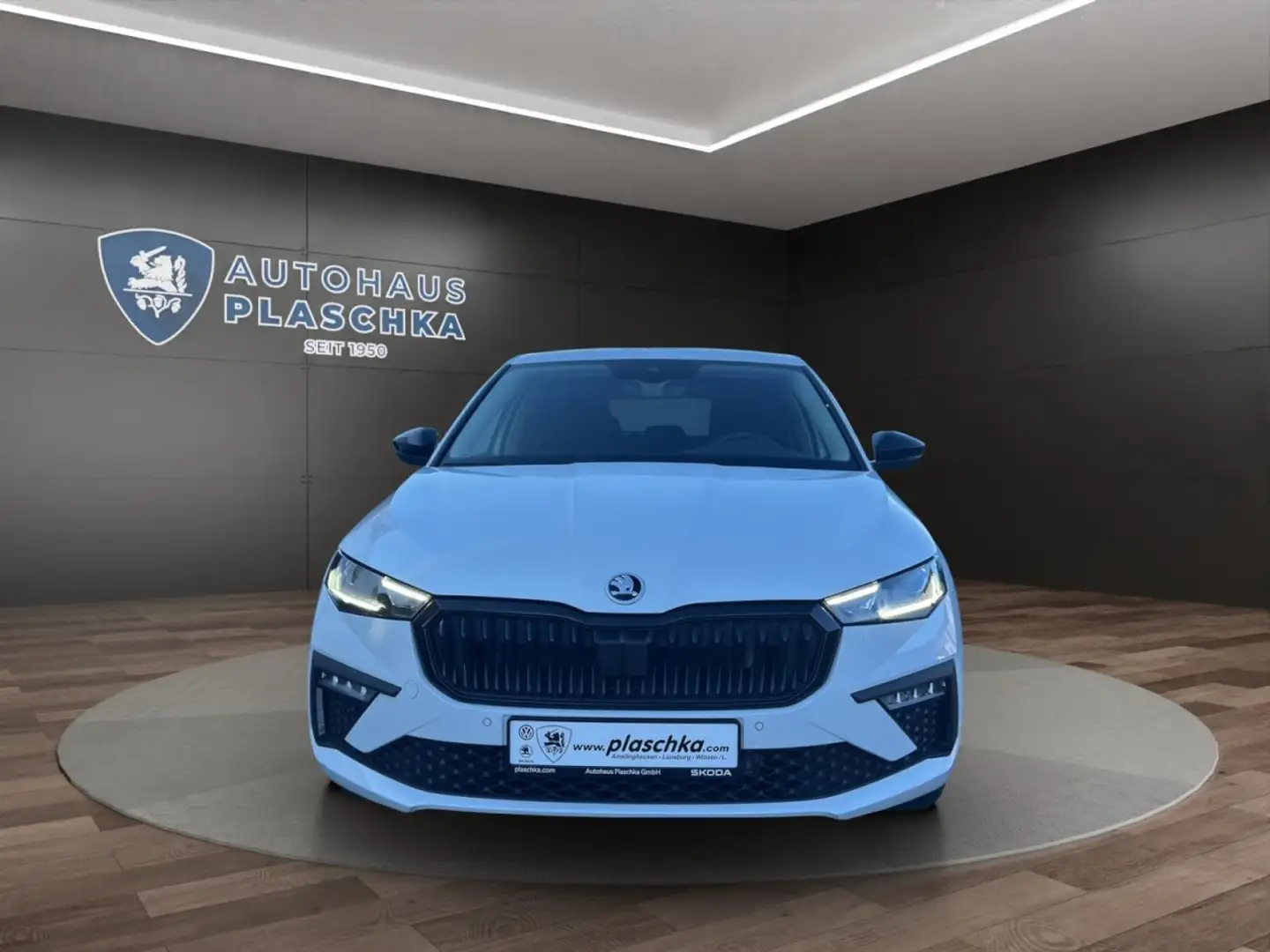 Skoda Scala 1.5 TSI DSG Selection LED*NAVI*AHK Klima Navi Weiß - 2