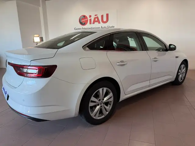 Renault Talisman view 4