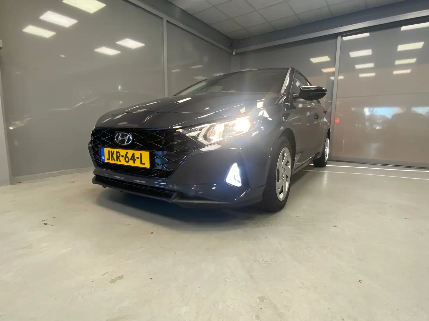 Hyundai i20 1.0 T-GDI Comfort | AUTOMAAT | CRUISE | CLIMA | CA Gris - 2