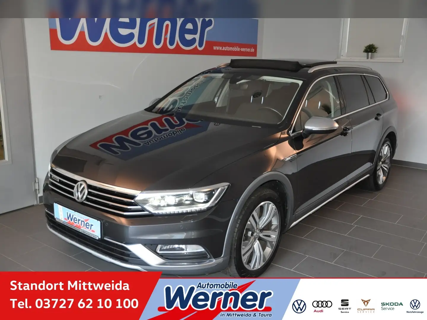 Volkswagen Passat Variant Alltrack 2.0TDI Allrad AHK PanoDach Grijs - 1