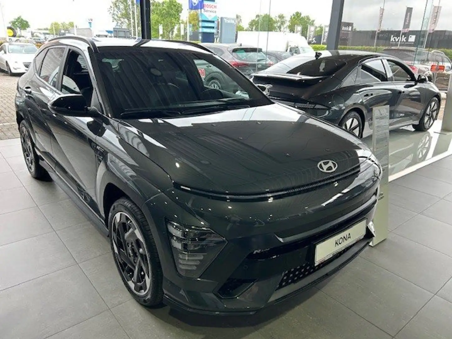 Hyundai KONA e-Kona 65 kWh Shine N-Line Gris - 1