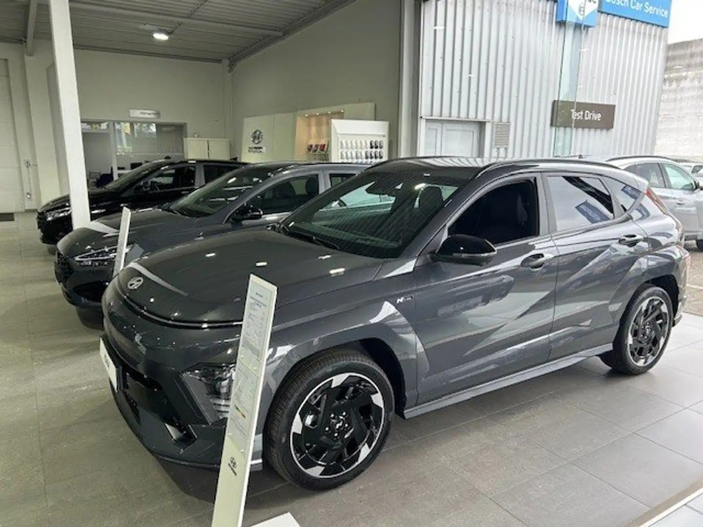 Hyundai KONA e-Kona 65 kWh Shine N-Line Gris - 2