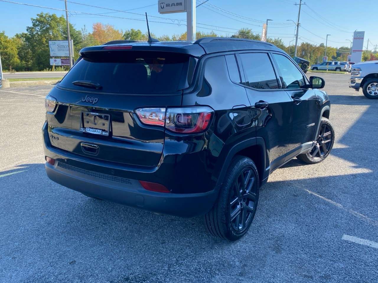 2026 Jeep Compass Limited 4x4 — photo 5