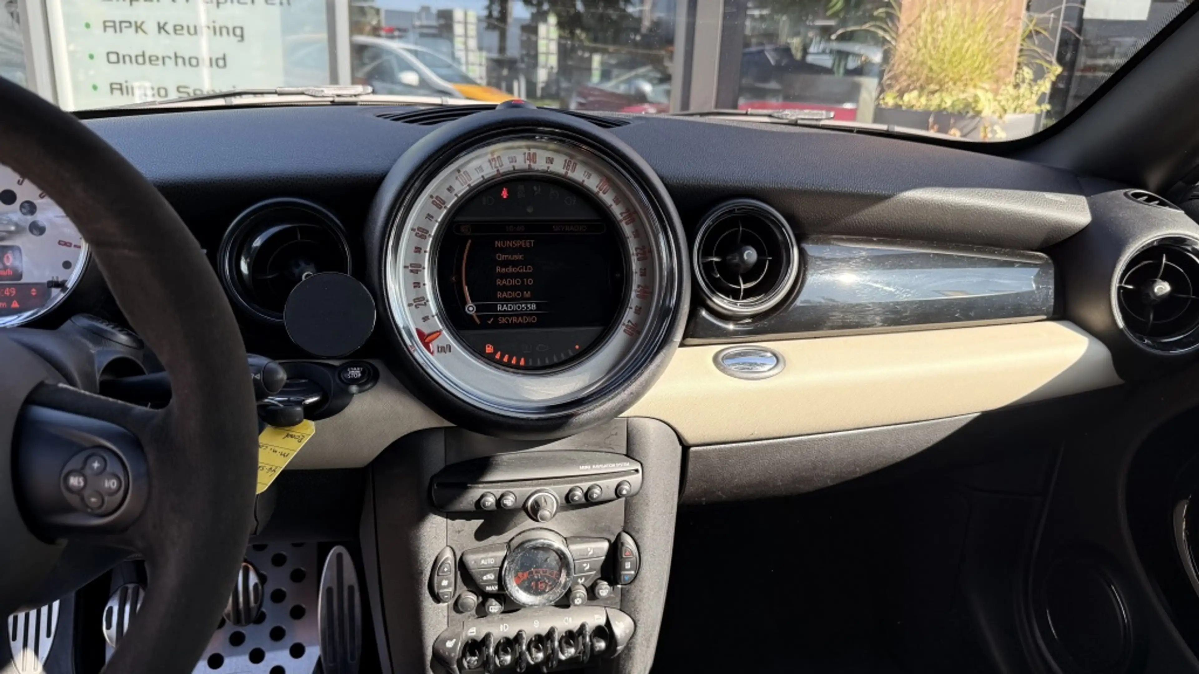 MINI Cooper S Coupe 1.6 Chili — photo 15