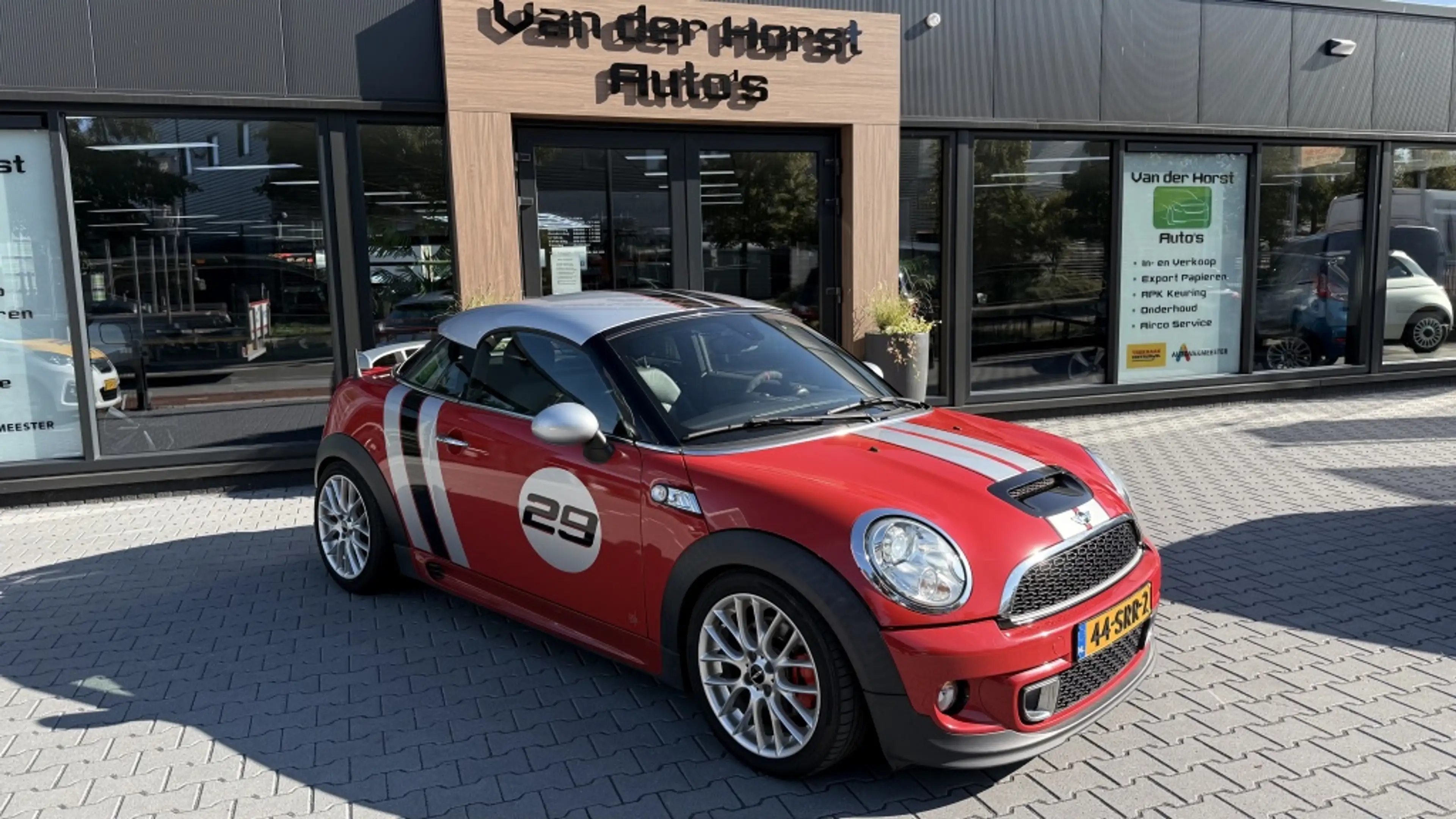 MINI Cooper S Coupe 1.6 Chili — photo 2